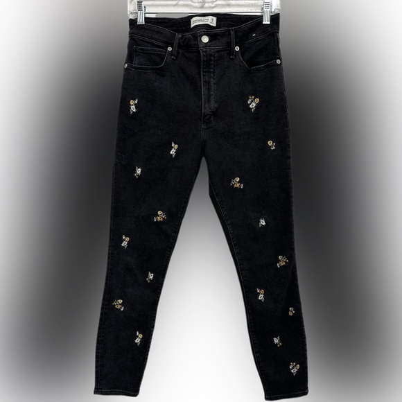 Abercrombie & Fitch • High Rise Super Skinny Ankle Black Embroidered Floral - 28 - Picture 2 of 6